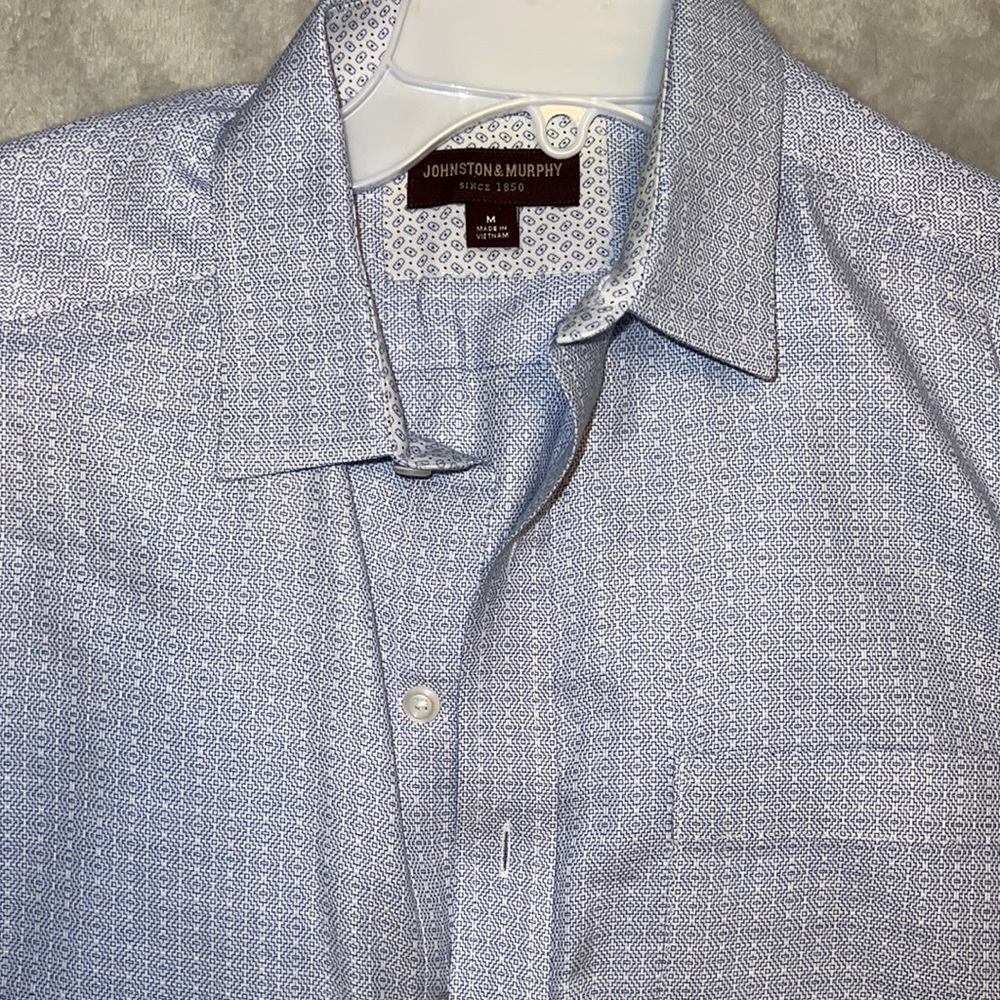 Men’s Johnston & Murphy Blue and White Button Up